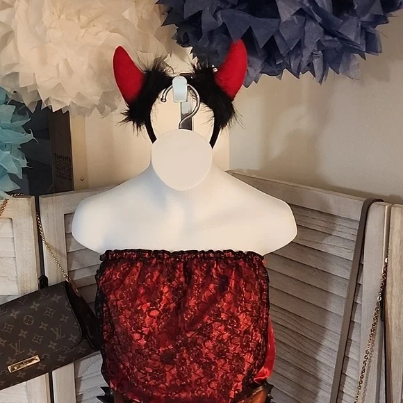 Halloween devil costume - Picture 8 of 11